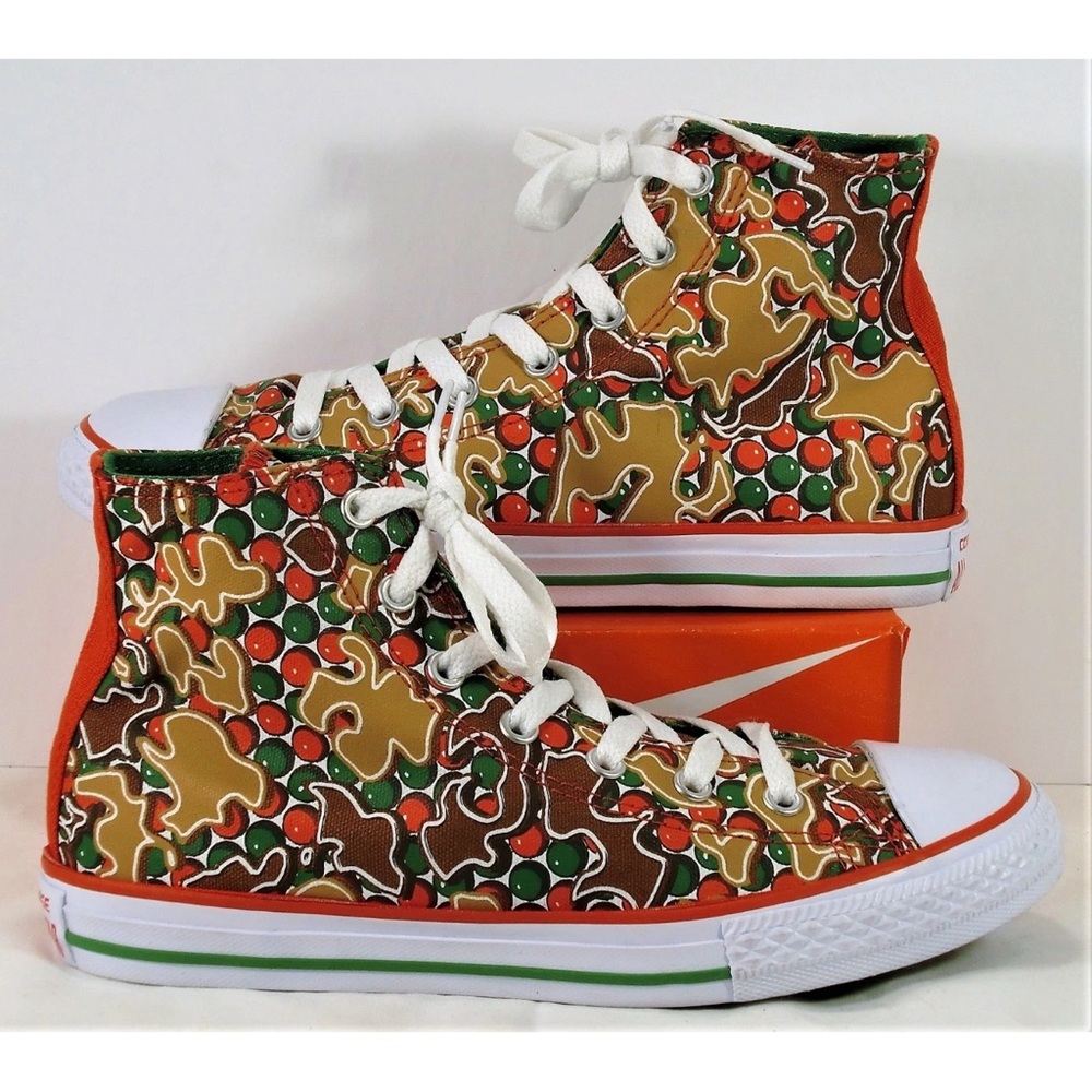Converse Chuck Taylor All Star Christmas Gingerbread Hi Top Sz 3Y Kids